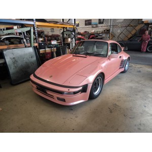 Porsche 911 3.3 Turbo Flat Nose 1986 Suisse | Performance Sarteur